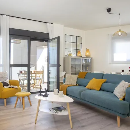 -malagasunapts-centre Pool&parking Bus-train Station شقة